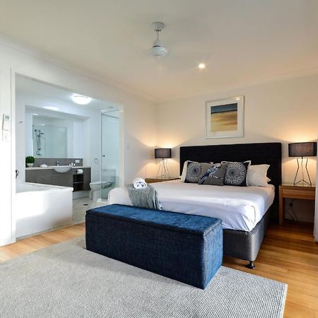 Shorelines 31 Renovated Upmarket Two Bedroom Apartment With Ocean Views And Buggy 汉密尔顿岛 外观 照片